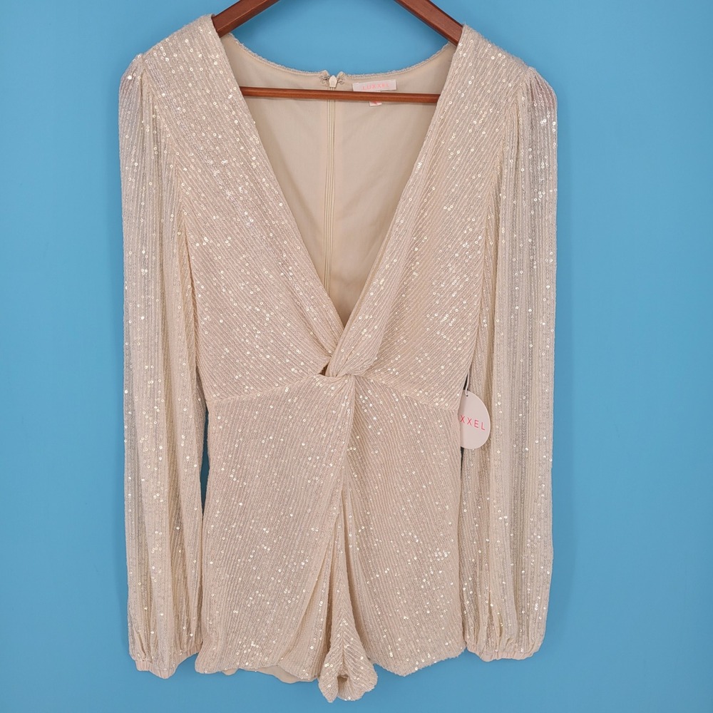 NWT Luxxel Sequin Long Sleeve Romper Medium Nude Party NYE Birthday Bachelorette